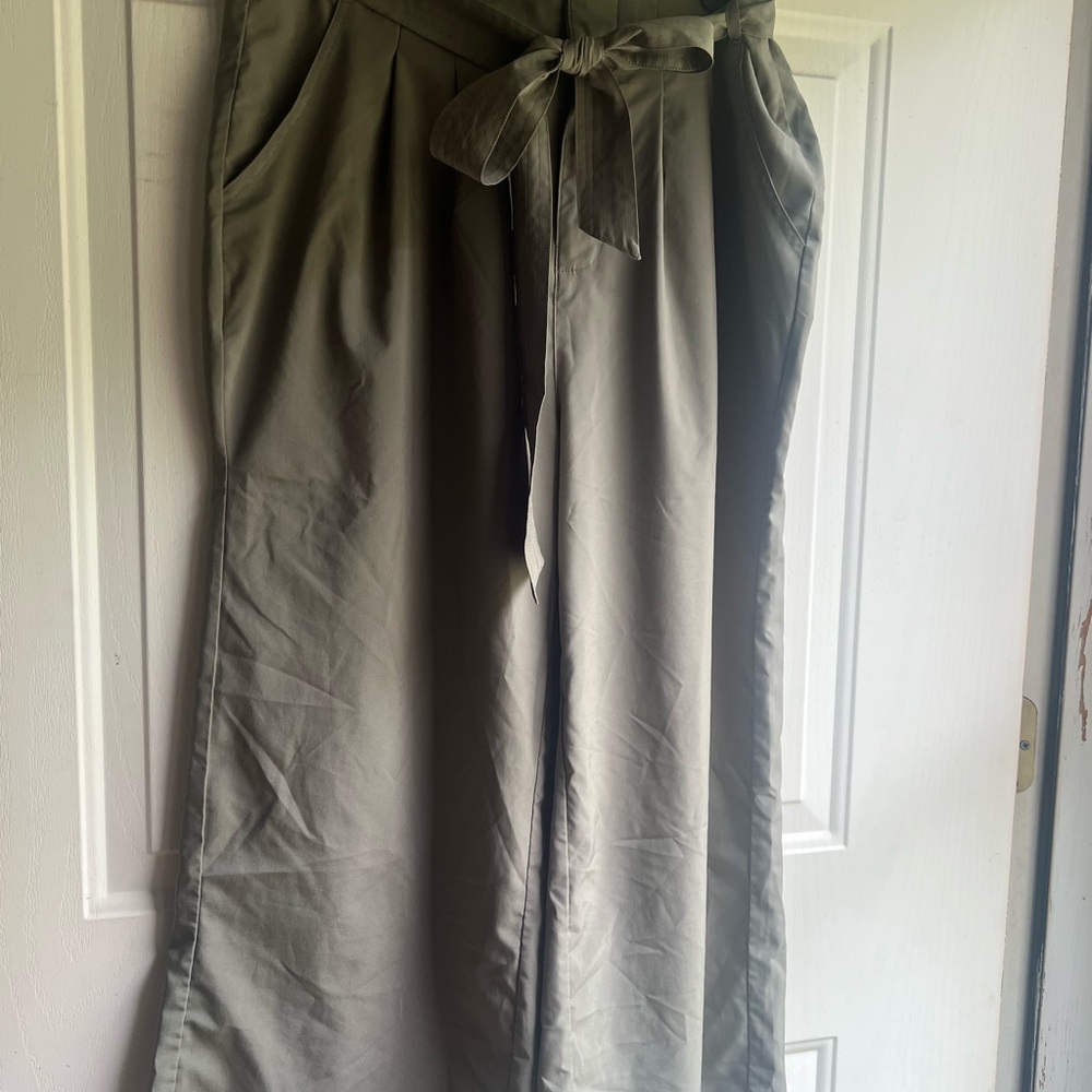 Wide Leg Paperbag-style Pallazzo Pants